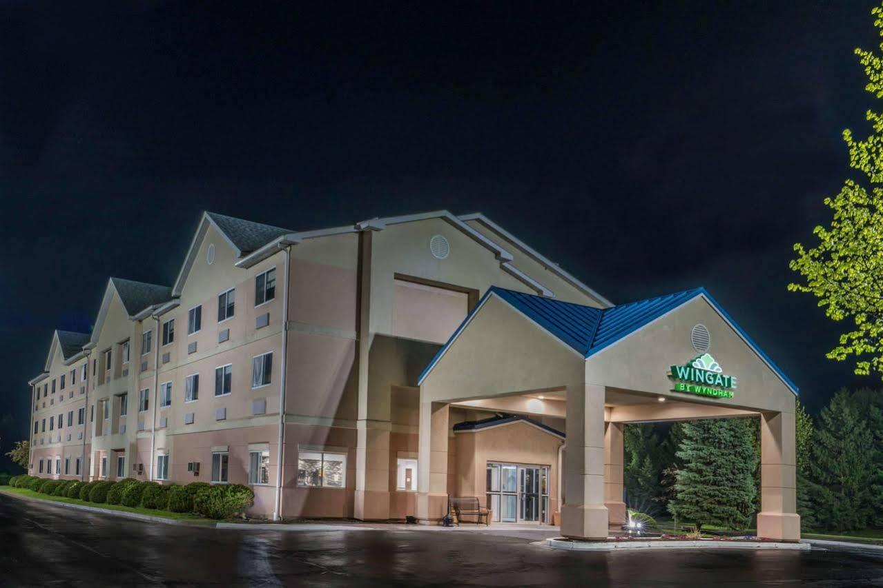 Comfort Inn & Suites Liverpool - Syracuse Extérieur photo