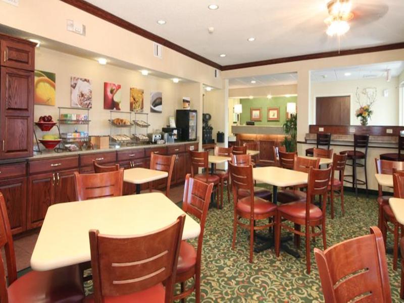 Comfort Inn & Suites Liverpool - Syracuse Extérieur photo