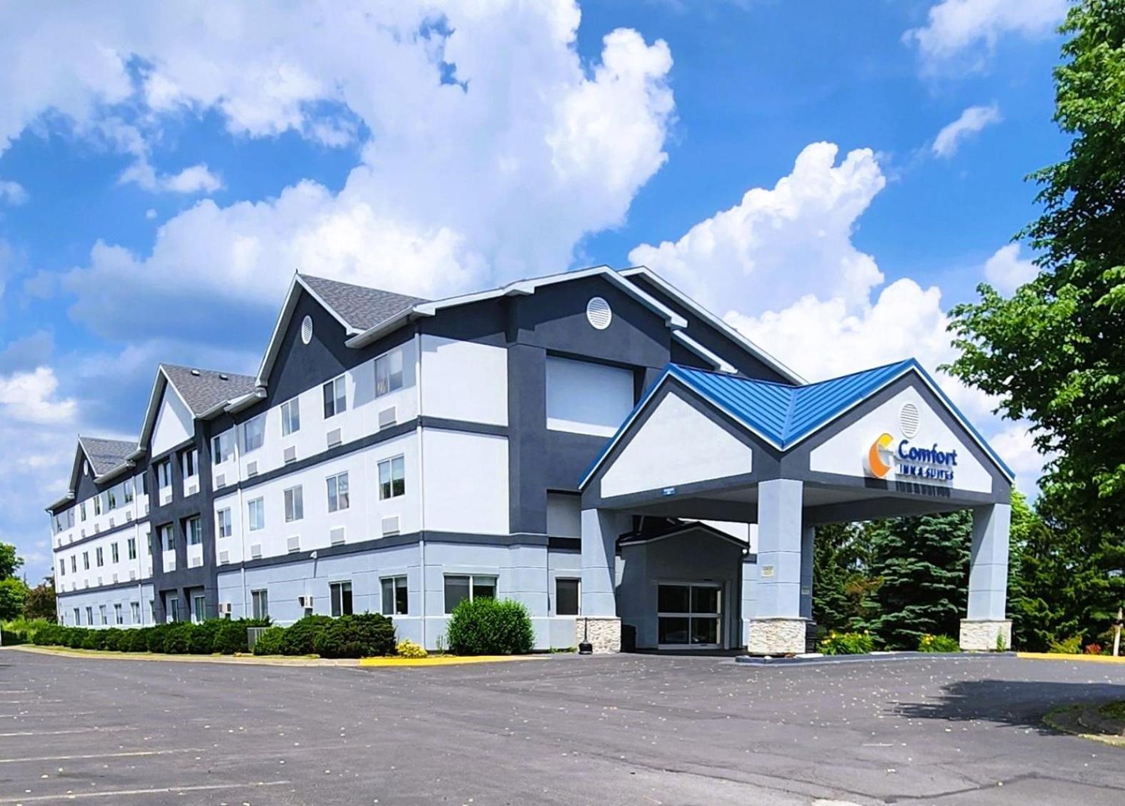 Comfort Inn & Suites Liverpool - Syracuse Extérieur photo