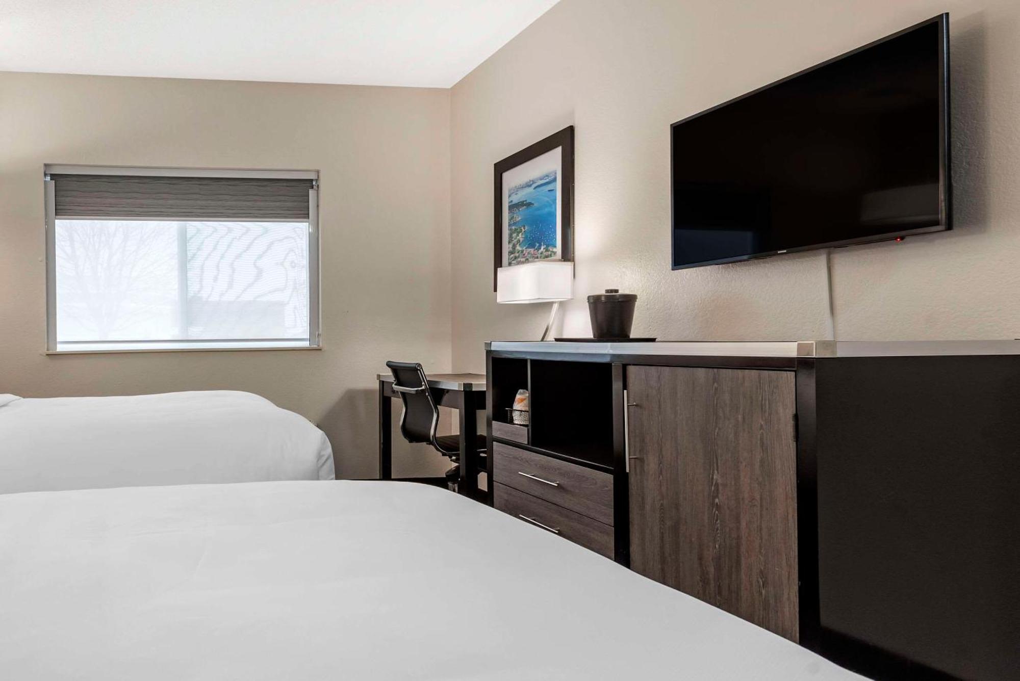 Comfort Inn & Suites Liverpool - Syracuse Extérieur photo