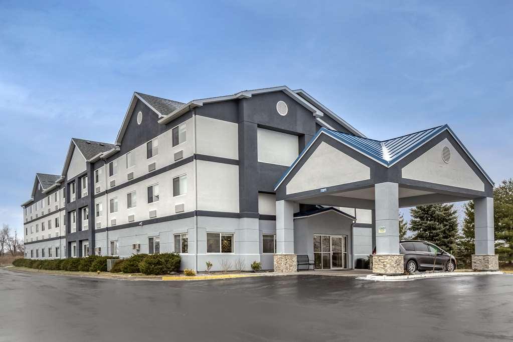 Comfort Inn & Suites Liverpool - Syracuse Extérieur photo